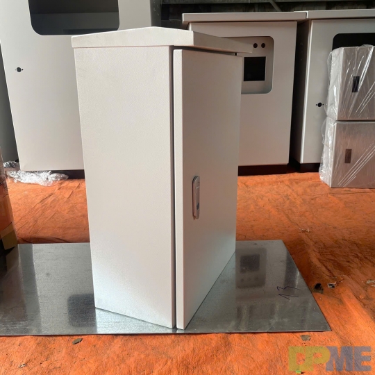 TỦ ĐIỆN NGOÀI TRỜI